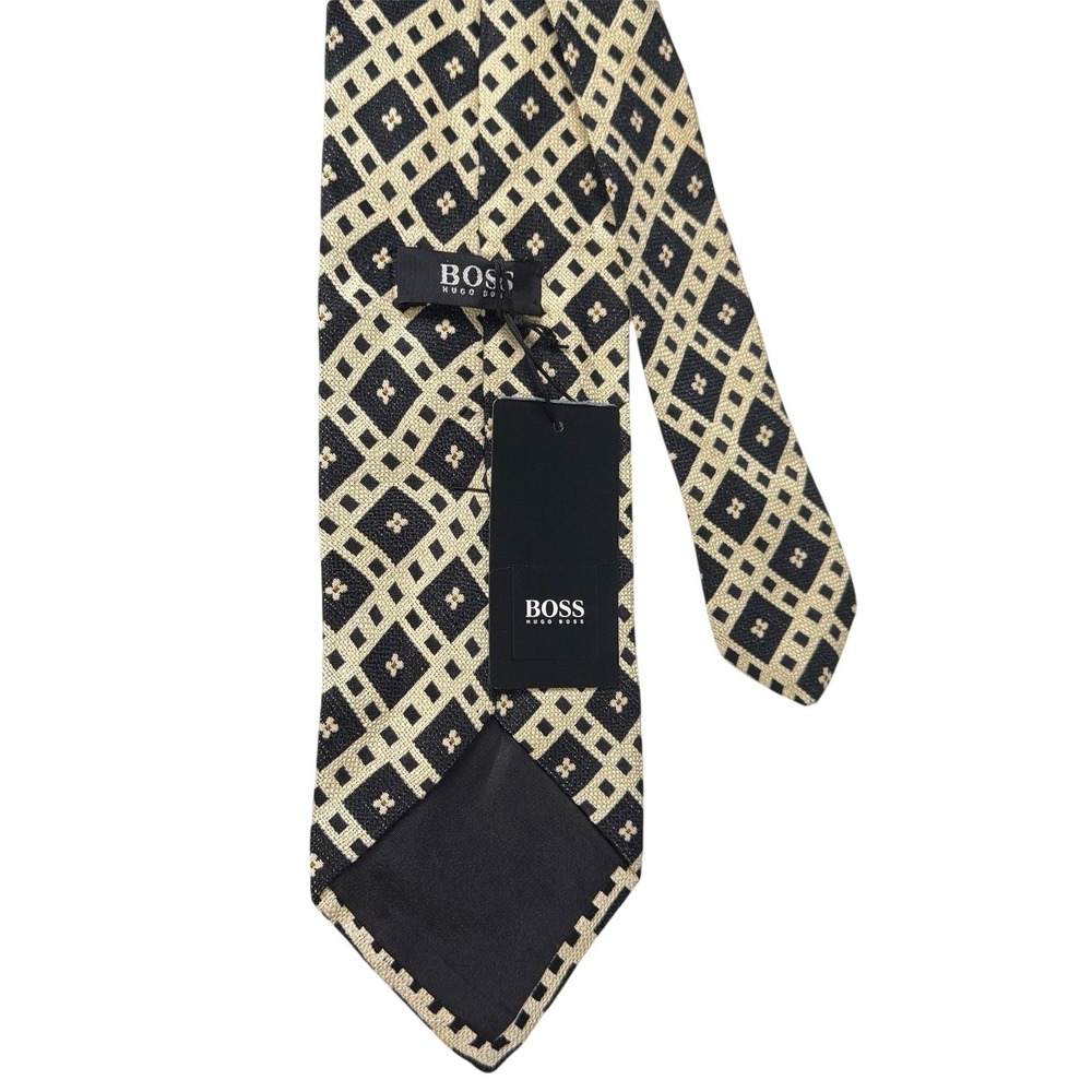 Hugo Boss Mens Silk Tie Black Beige‎ Geometric Diamond Pattern Made in Italy NWT